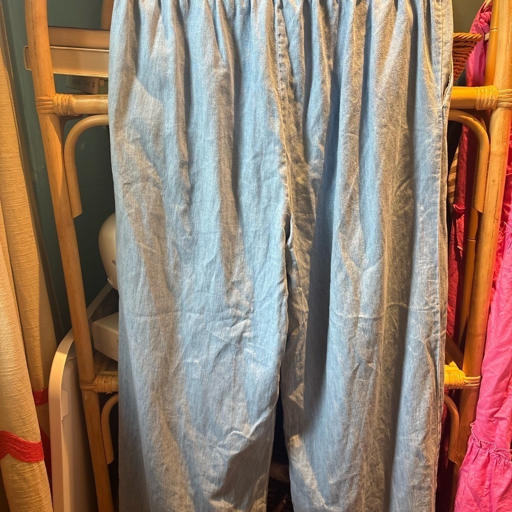 BCBGeneration Light Blue Wide-Leg Women Trouser Jeans Elastic Back - Picture 5 of 5